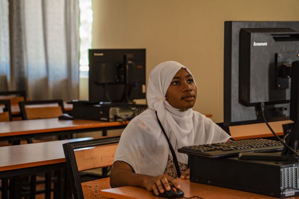 TUTORS – Secretarial Studies x 2